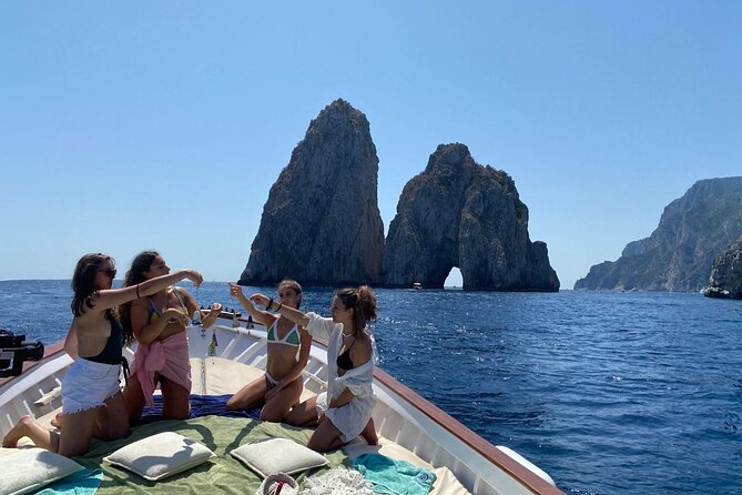 Capri Boat Tour: Grottoes, Swim & Sip Limoncello in a Small Group - Key Points