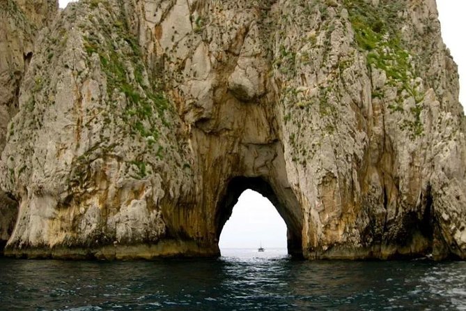 Capri: Boat Tour, Priority Tickets & Blue Grotto (Optional) - Starting Point and Meeting Logistics in Capri