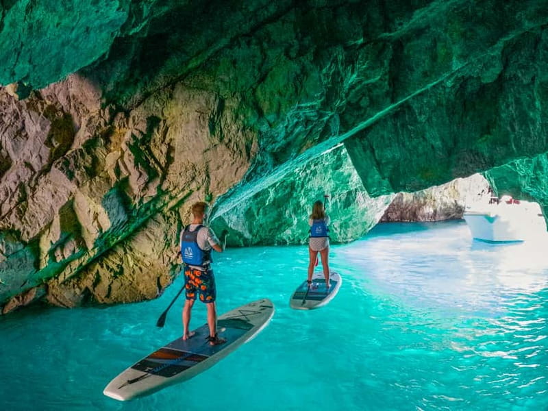 Capri: Caves and Beaches Paddle Board Tour. Photos included - Exploring Marina Piccola and via Krupp with Guided Paddleboarding
