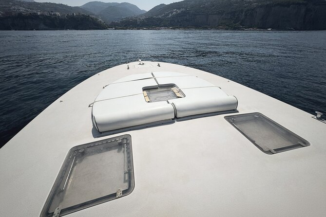 Capri Day Tour with 8-Hour Private Boat - Lunch Arrangements in Capri