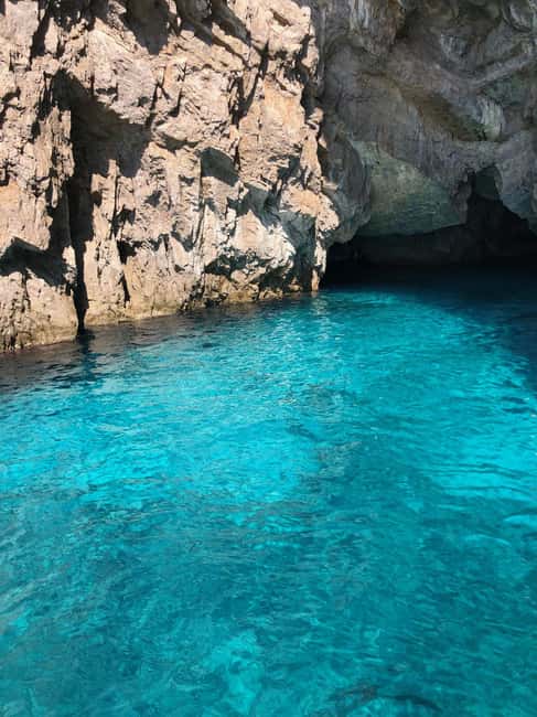 Capri Day Trip from Sorrento private boat free drink - Practical Tips for the Best Experience