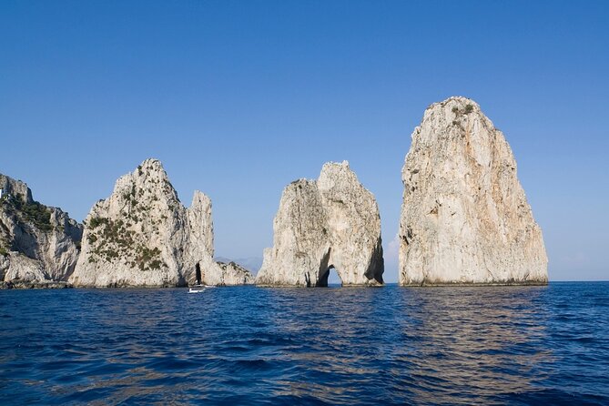 Capri Full Day Private Boat Tour From Sorrento - Experience the Best of Capri with a Private Boat Tour from Sorrento
