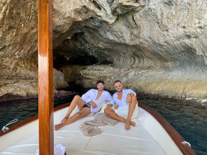 Capri: Island and Grottos Boat Cruise with Snacks and Drinks - The Iconic Arch of Love and the Faraglioni