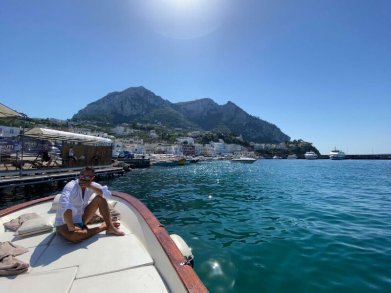 Capri: Island and Grottos Boat Cruise with Snacks and Drinks - The Crew: Knowledgeable and Friendly Guides