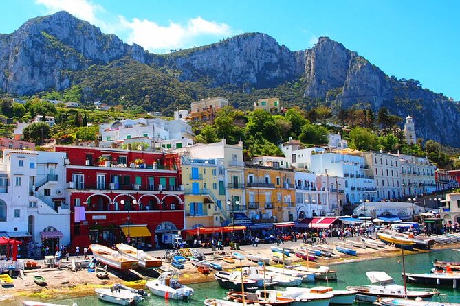 Capri Island in Private Luxury 40 feet Speedboat from Sorrento, Positano, Amalfi, Ravello - Enjoying the Bay of Capri and its Scenic Waterways