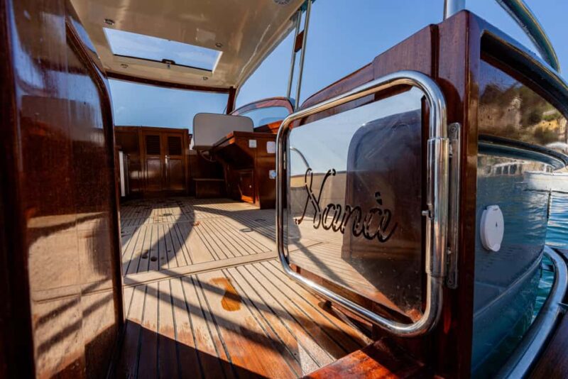 Capri Island in Private Speedboat from Sorrento & Amalfi - Practical Logistics and Group Experience