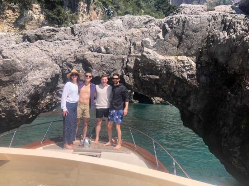Capri Island Private Day Cruise : from Sorrento - Key Points