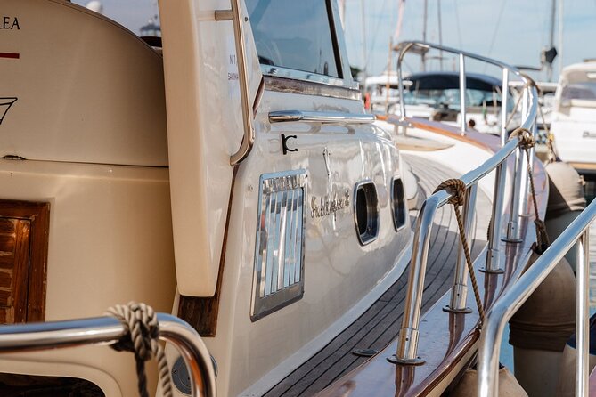 Capri Island shared boat tour - Starting Point and Pick-up Service from Sorrento