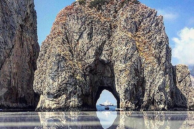 Capri Luxury Private Boat Tour from Capri or Napoli - Embark on an Exclusive Private Boat Tour to Capri from Naples or Capri