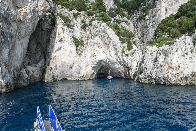 Capri One Day: Visit the Island by Sea and Land with Blue Grotto - The Return to Sorrento: A Relaxed Afternoon