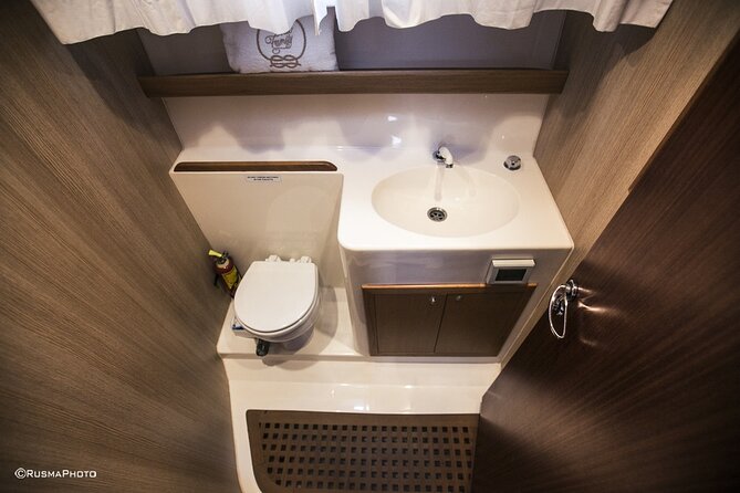 Capri & Positano from Sorrento - Full Day with Classic Gozzo 38ft - Starting Point and Pickup Service in Sorrento