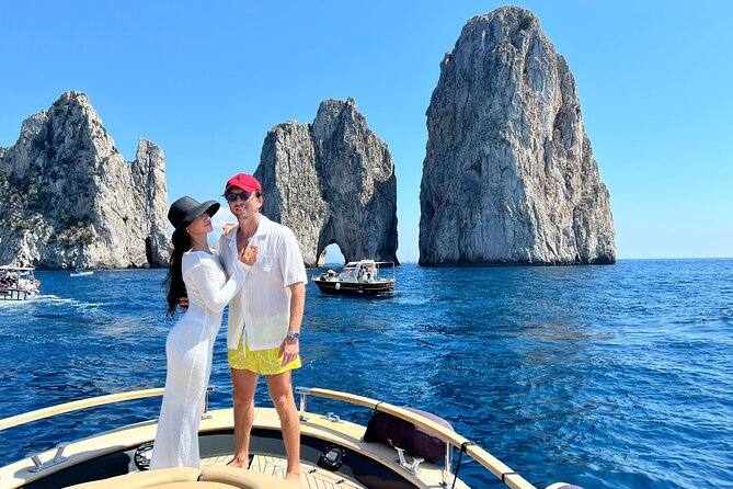 Capri Premium Boat Tour and City Visit Free Bar and Aperitif - All-Inclusive Amenities and Practical Details
