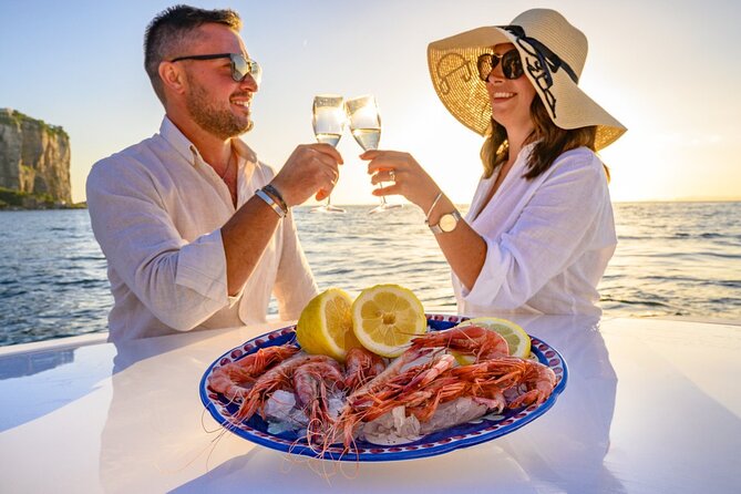 Capri private boat tour - Exploring Capri’s Iconic Sea Caves and Rock Formations