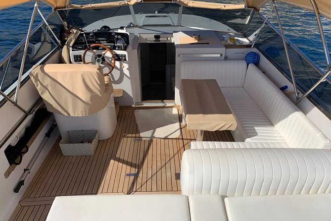 Capri private boat tour - Logistical Details and Booking Tips