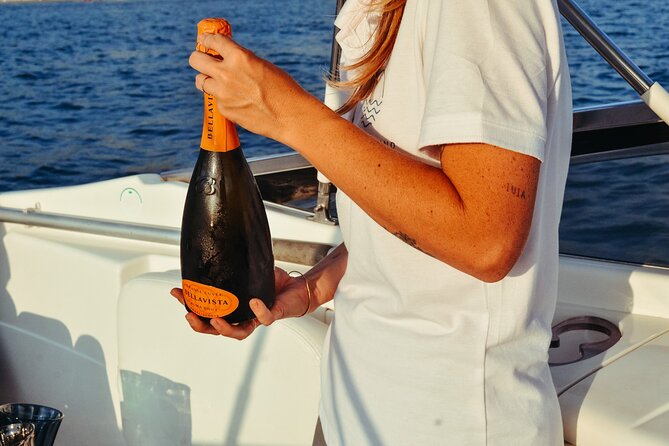 Capri private boat tour - Capri Private Boat Tour: A Luxurious Coastal Escape