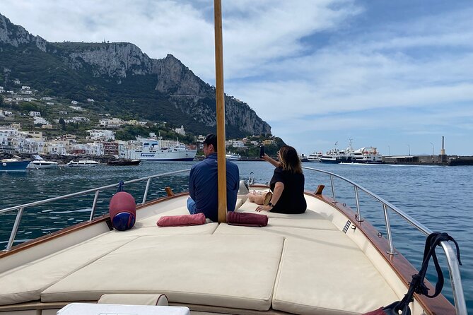 Capri Private Boat Tour from Capri (3 hours) + Blue Grotto - Review Highlights: What Travelers Love