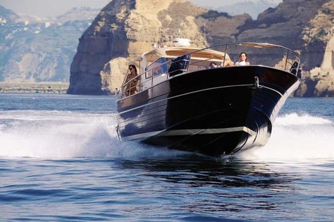 Capri private boat tour from Sorrento - Luca’s Expertise and Personal Touch as your Skipper and Guide