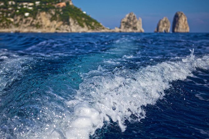 Capri Private Boat Tour from Sorrento, Positano or Naples - Yacht Klase 50 - Onboard Amenities and Beverage Options