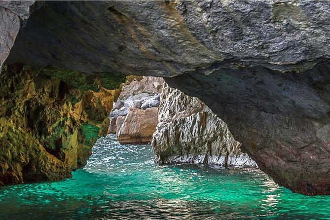 Capri Private Tour from Positano - Motorboat 28ft - Capri Free Time for Lunch and Exploration