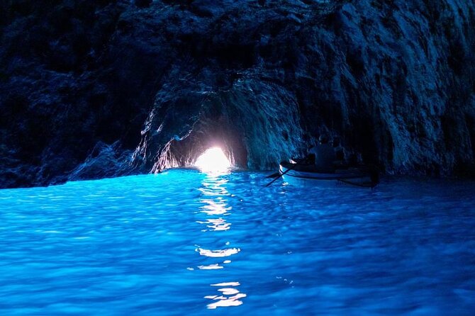 Capri Private Tour from Positano - Motorboat 28ft - Return Journey and Final Views