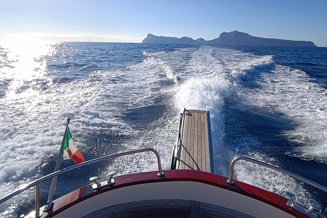 Capri Samba Boat Tour, Sail in Style by Boat. - Key Points