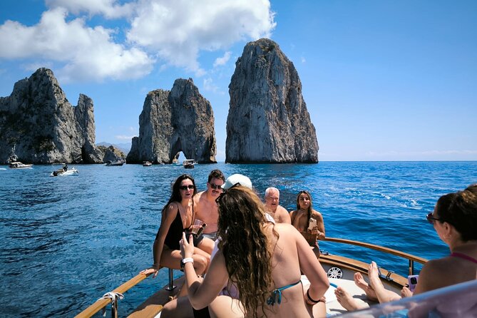 Capri Secret Corners by Private Boat with Local Skipper - Popping into Capri’s Maritime History and Legends