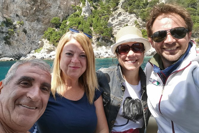 Capri: Shared boat tour from Sorrento - 7 hours - Visiting the Roman Villa Jovis and Other Historic Sites