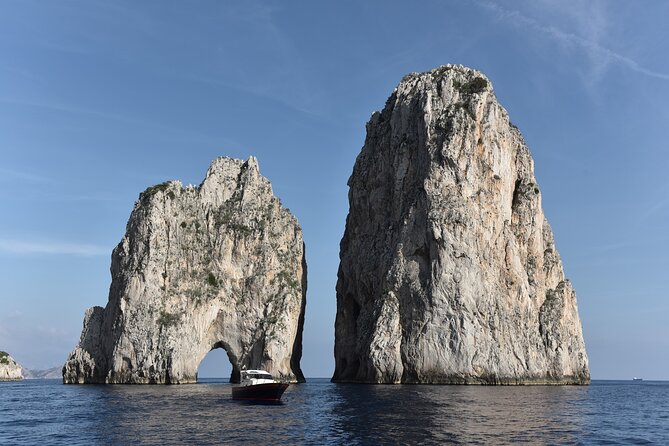 Capri Shared Tour (9:15am Boat Departure) - Key Points