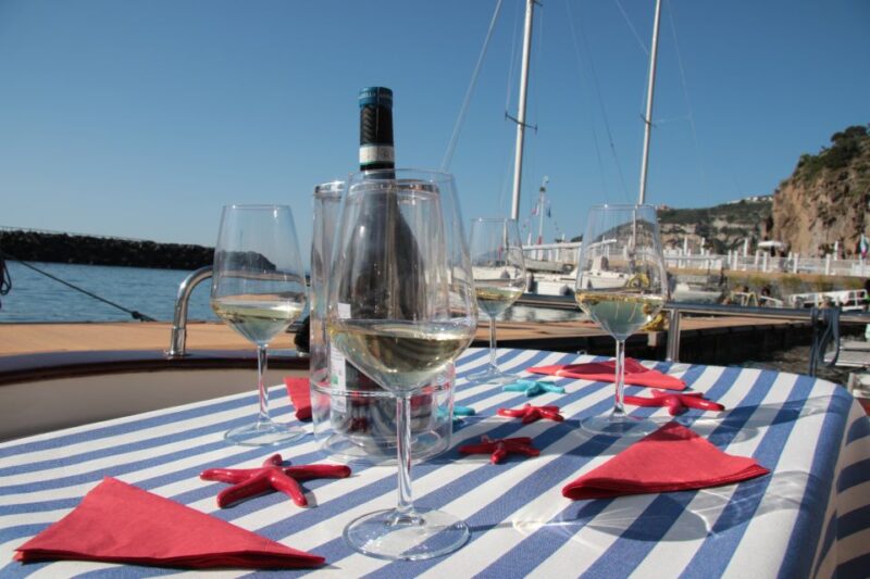 Capri tour with the iconique Gozzo Sorrentino - Visiting the Blue Grotto: A Highlight of Capri