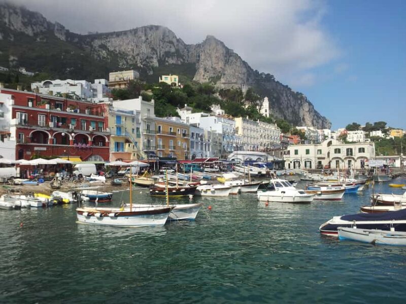 Capri: Walk through the streets of the center - Exploring Capri’s Streets with a Local Guide