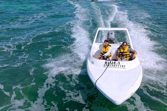 Captain Your Own Boat in Cancun - Key Points