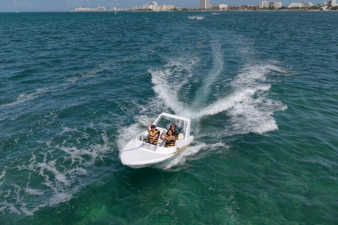 Captain Your Own Boat in Cancun - Navigating the Stunning Nichupté Lagoon