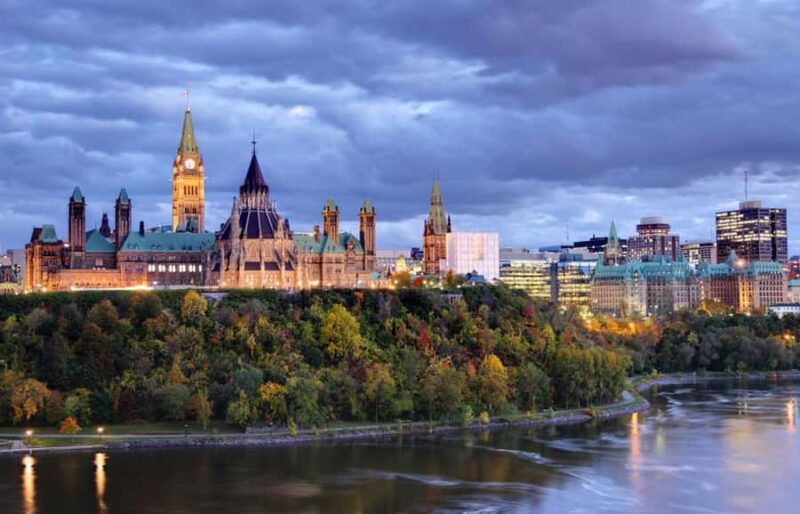 Captivating Ottawa Private Tour: Historic & Cultural Sights - Unwinding in Majors Hill Park