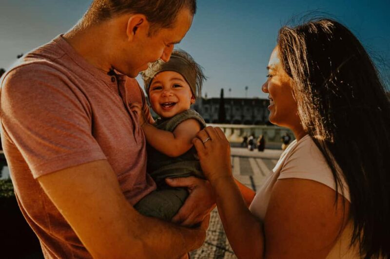 Capture You Family Memories: Lisbon Professional Photoshoot - The Importance of a Local Photographer in Lisbon