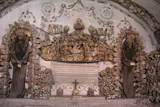 Capuchin Crypts and Dark Centre Tour - Highlights of the Guides and Their Storytelling Style