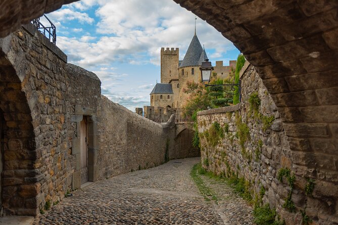 Carcassonne 's Medieval Walls: A Self-Guided Tour - Key Points