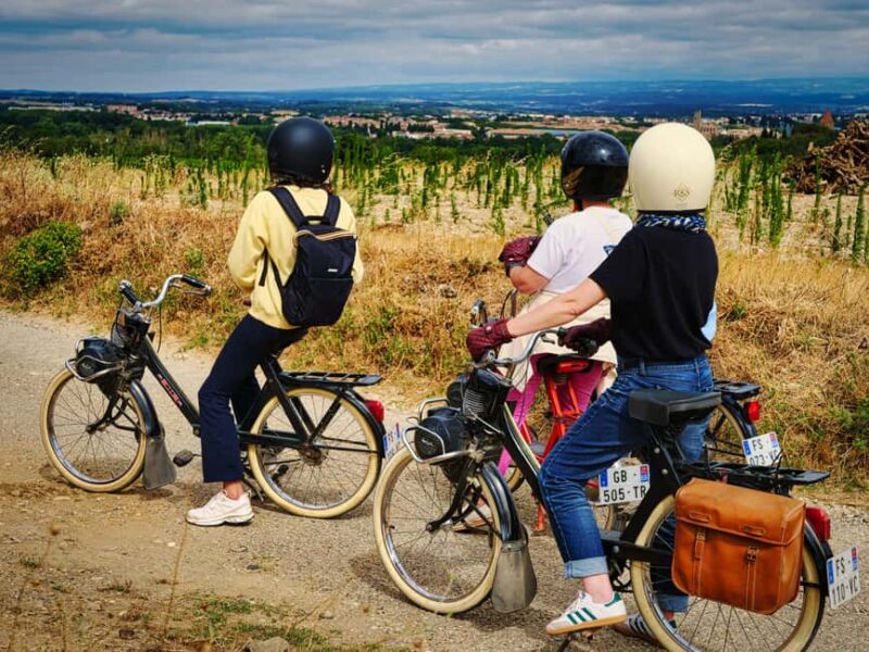 Carcassonne: Solex ride with guide and French-style brunch - Visiting the UNESCO-listed Medieval City