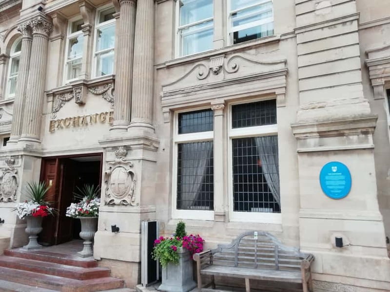 Cardiff Bay: Highlights Private Guided Tour - Who Will Appreciate This Tour Most