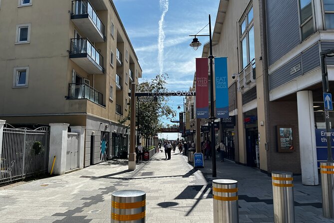 Cardiff Bay Private Self-Guided Tour - Roald Dahl Plass and the Wales Millennium Centre