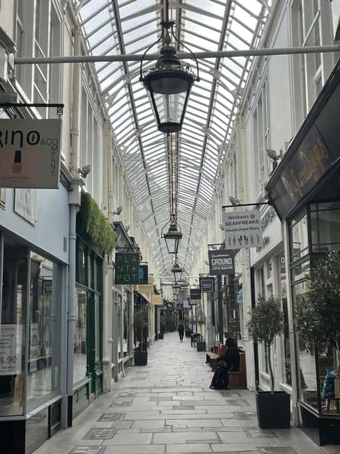 Cardiff: Guided Day Tour - Ending in Cardiff City Center with Free Time