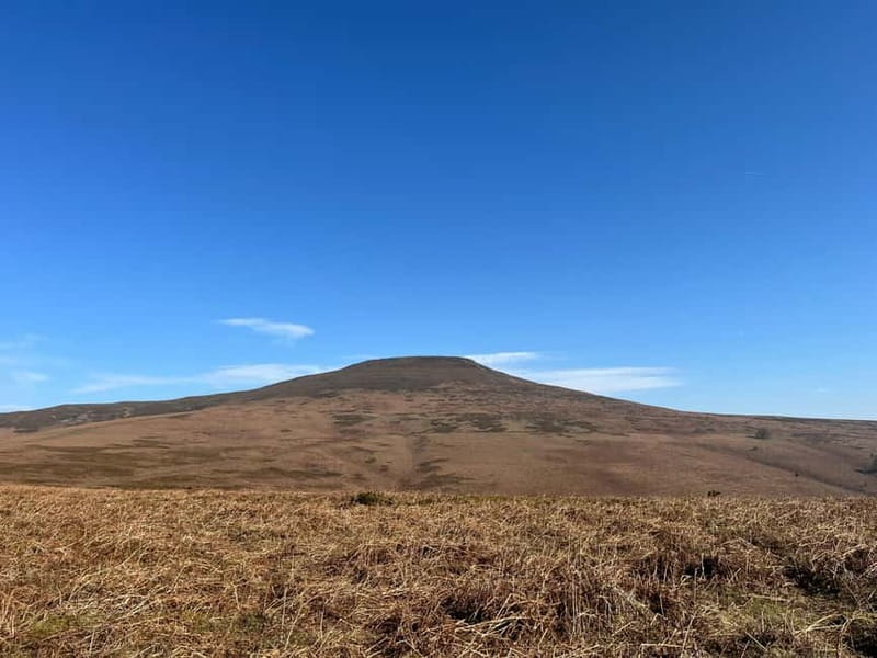 Cardiff: Waterfalls, Mountains & Castles Day Tour - Stopping at the Bannau Brycheiniog Visitor Centre