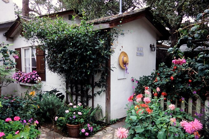 Carmel Walk Guided Tour Carmel by the Sea - Admiring the Tuck Box and Hugh Comstock’s Craftsmanship
