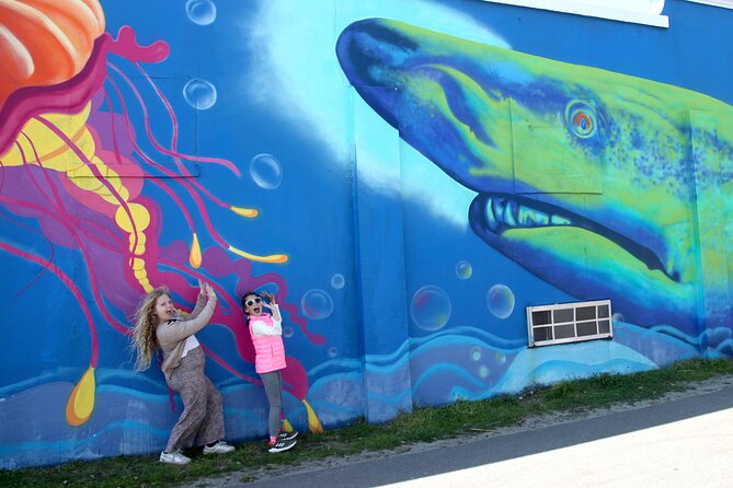 Carolina Beach Mural Photo Tour - Key Points