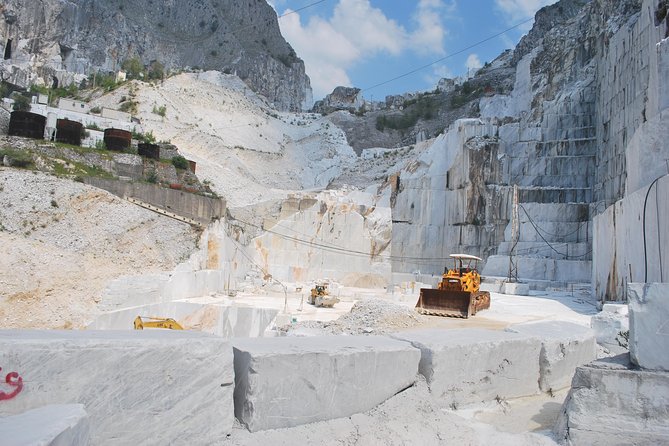 Carrara marble quarries Cinque Terre PRIVATE TOUR from FLORENCE - Visiting the Carrara Marble Quarries: Michelangelo’s Source of Inspiration