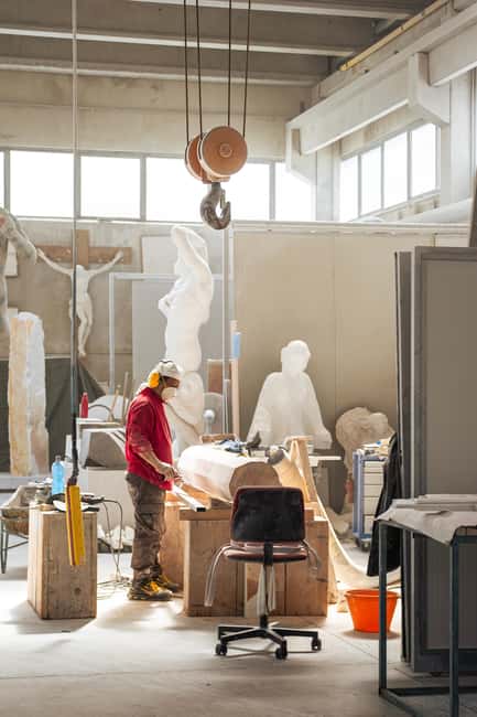 Carrara: Michelangelo Quarry and Carrara Art Studios Tour - Practicalities: Duration, Languages, and Flexibility