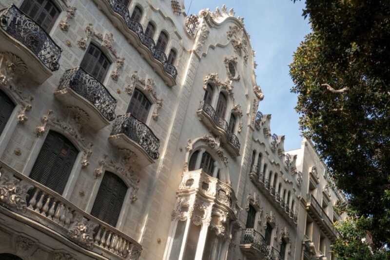 Cartagena: Guided City Walking Tour - Exploring the Waterfront and Art Nouveau on Mayor Street