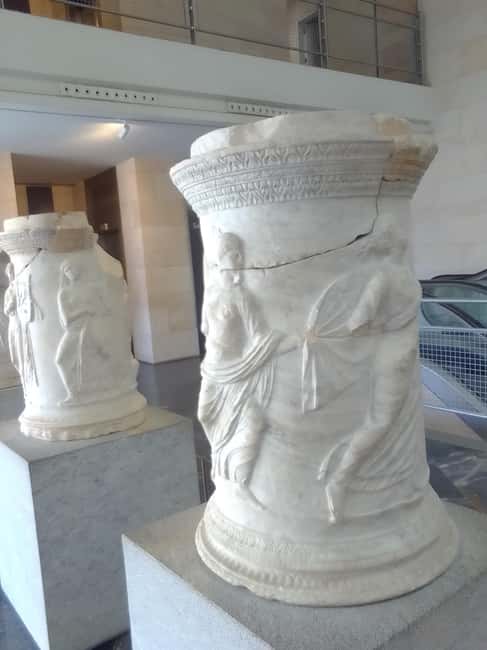 Cartagena: Guided Walking Tour of the Historic Center - Explore Cartagenas Historic Center with a Guided Walking Tour