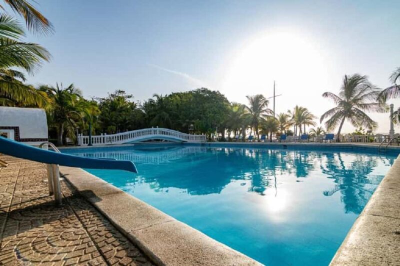 Cartagena: Private Island in Rosario Islands, Open Bar - Delicious Buffet Lunch with Three Choices