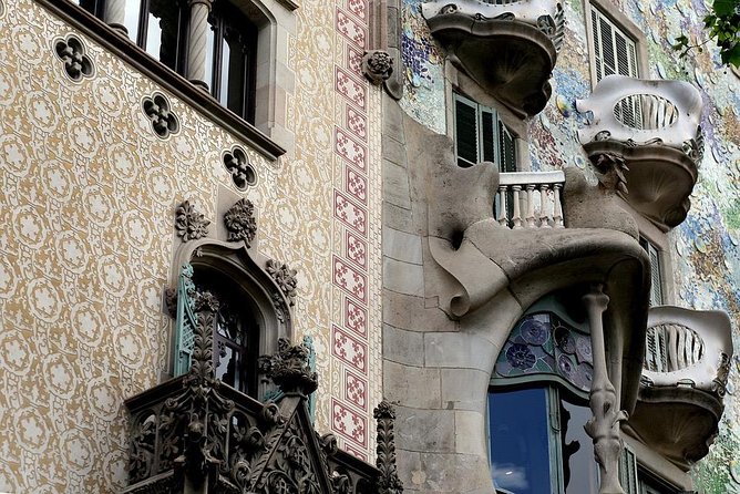 Casa Batlló: entrance tickets and smart guide - Accessibility and Practical Considerations