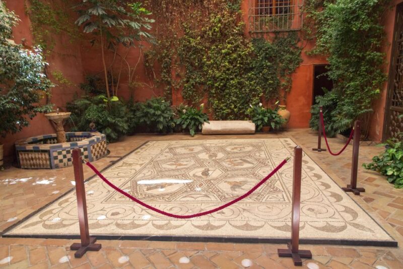 Casa de Salinas Entry Ticket with Audio Guide - The Guided Audio Tour Experience